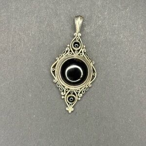 S925 black onyx filigree pendant